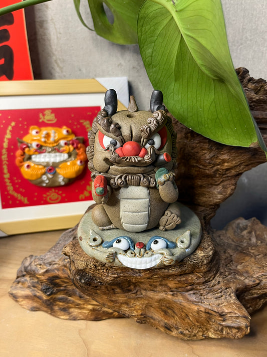 Happy lion incense burn